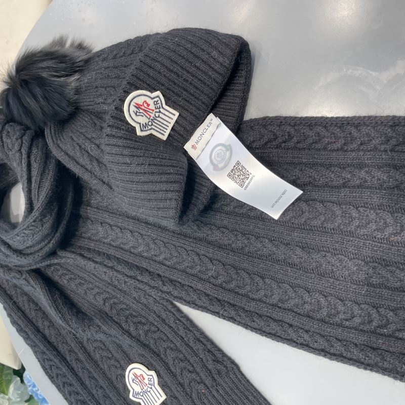 Moncler Caps Scarfs